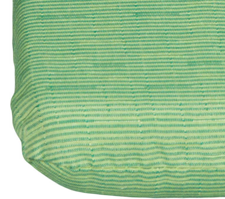 Hellgrünes strukturiertes abgerundetes Stuhlkissen ca. 41 x 41 cm ca. 4,5 cm dick von beo 